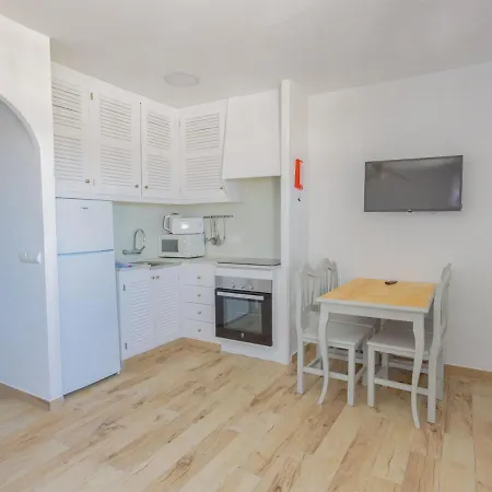Gardens Apt 2 Dorm By Interhome Apartment