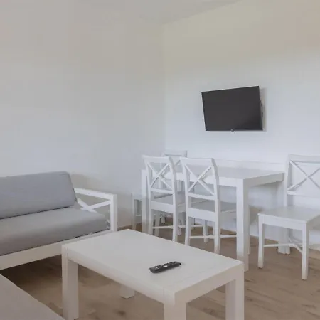 Gardens Apt 2 Dorm By Interhome